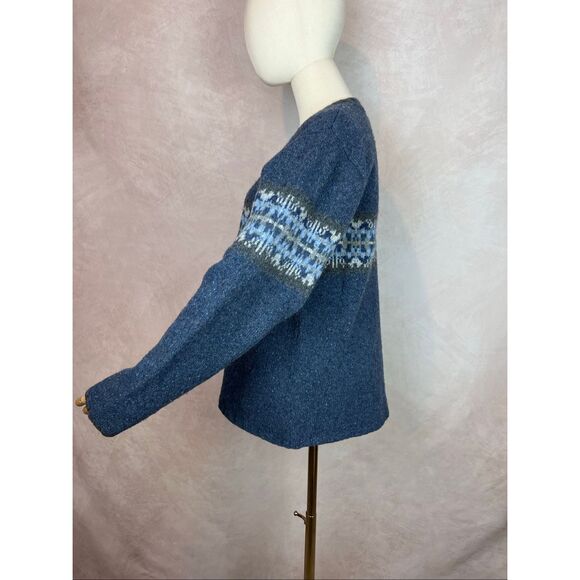 100% Lambswool Eddie Bauer Sweater Size M - Picture 5 of 6